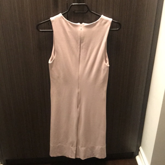 *SOLD*  Ladies Babaton dress, like new - Picture 3 of 3